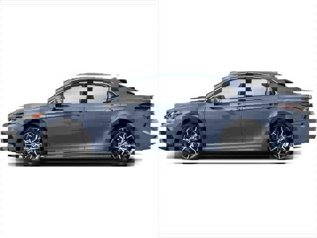 Used 2023 Toyota Camry SE w/ Cold Weather Package image 3