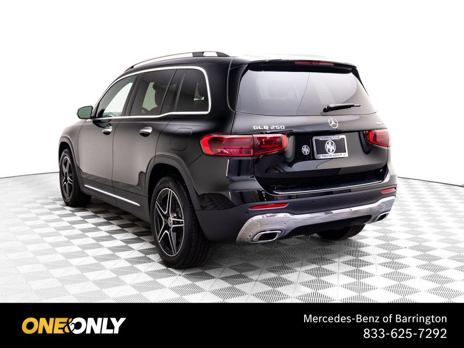 New 2026 Mercedes-Benz GLB 250 4MATIC image 3