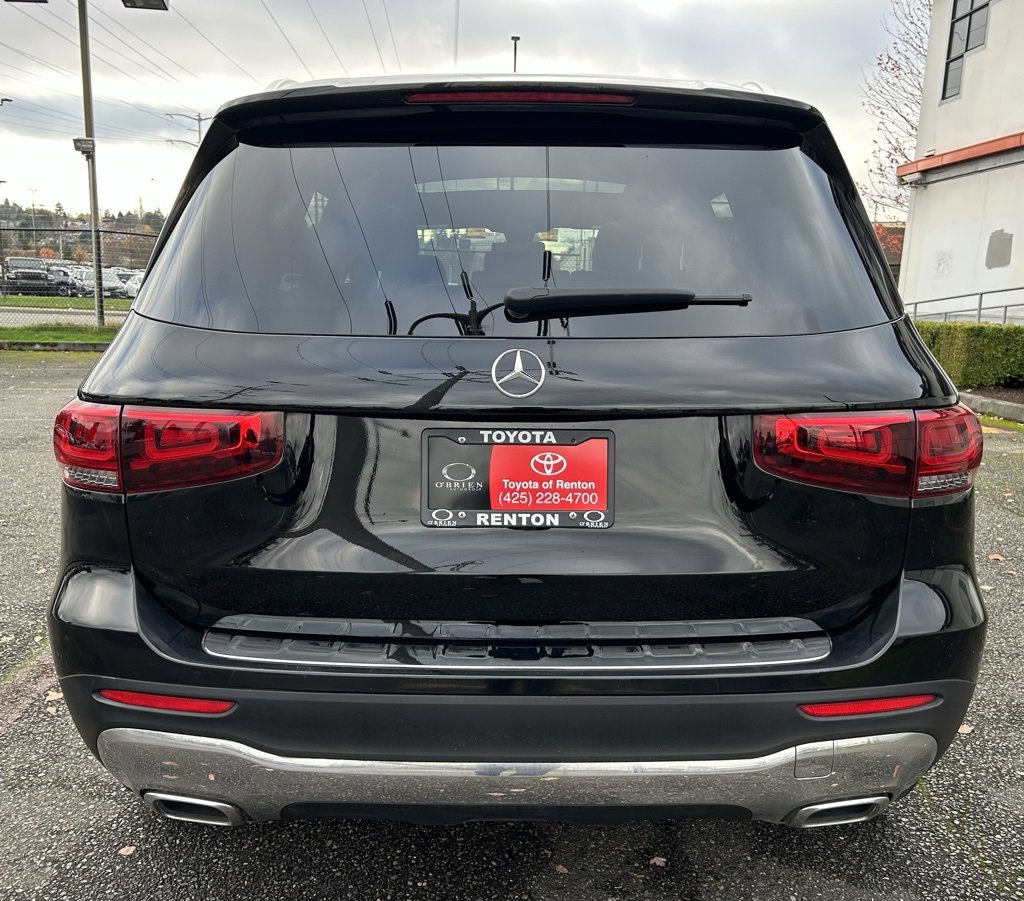 Used 2023 Mercedes-Benz GLB 250 4MATIC w/ Premium Package image 6