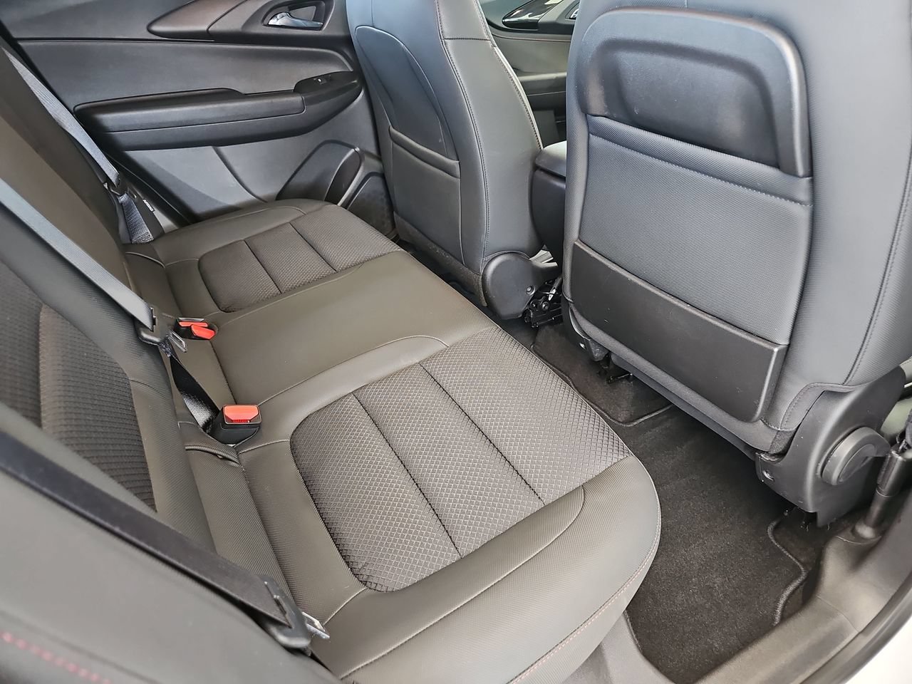 Certified 2021 Chevrolet TrailBlazer RS w/ Convenience Package FWD image 14