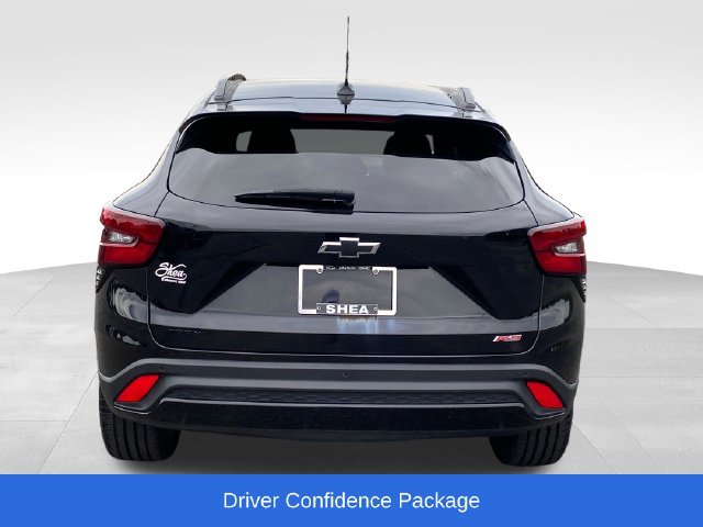 Used 2025 Chevrolet Trax RS w/ Driver Confidence Package FWD image 4