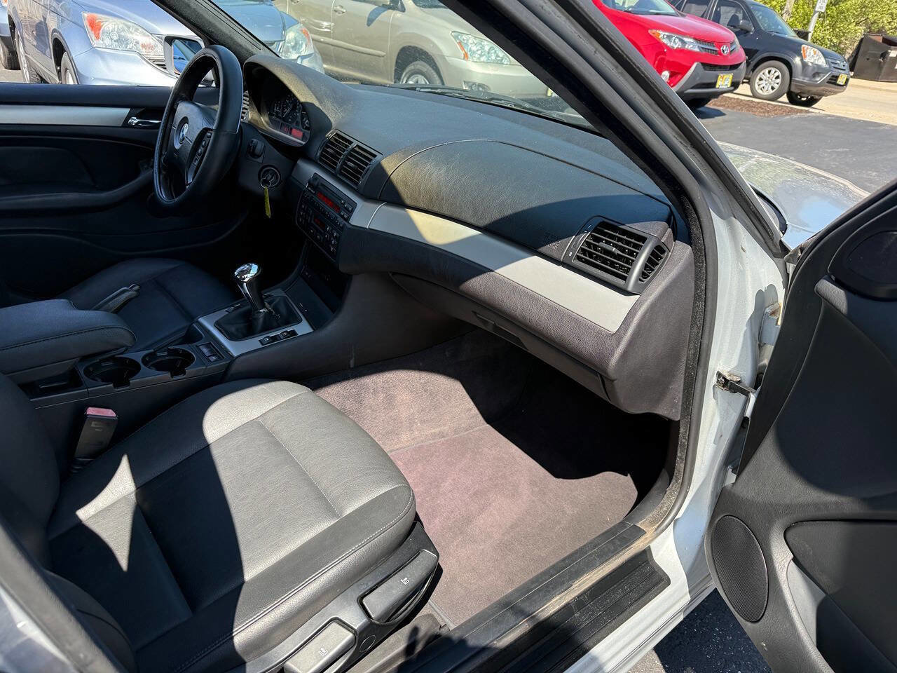 Used 2003 BMW 325i Sedan image 95