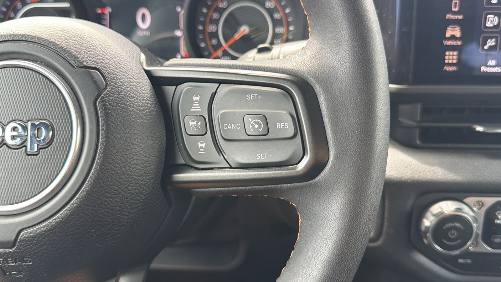 Used 2024 Jeep Wrangler Unlimited Sport AWD/4WD image 24