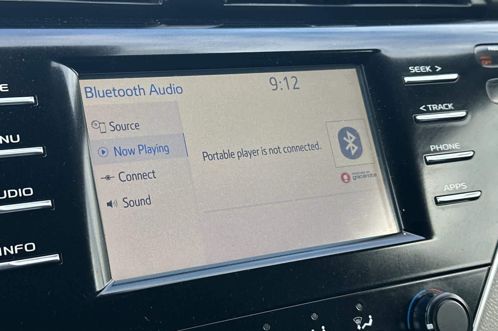 Used 2018 Toyota Camry LE FWD image 20