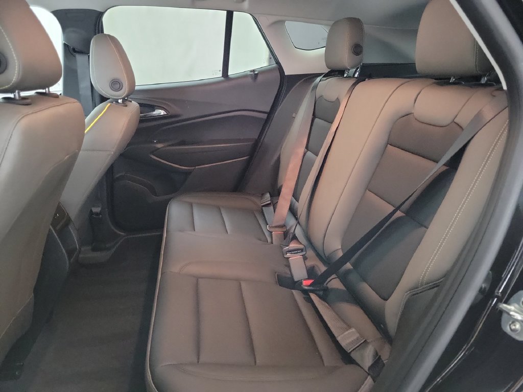 Certified 2024 Chevrolet Trax ACTIV w/ Sunroof Package FWD image 12