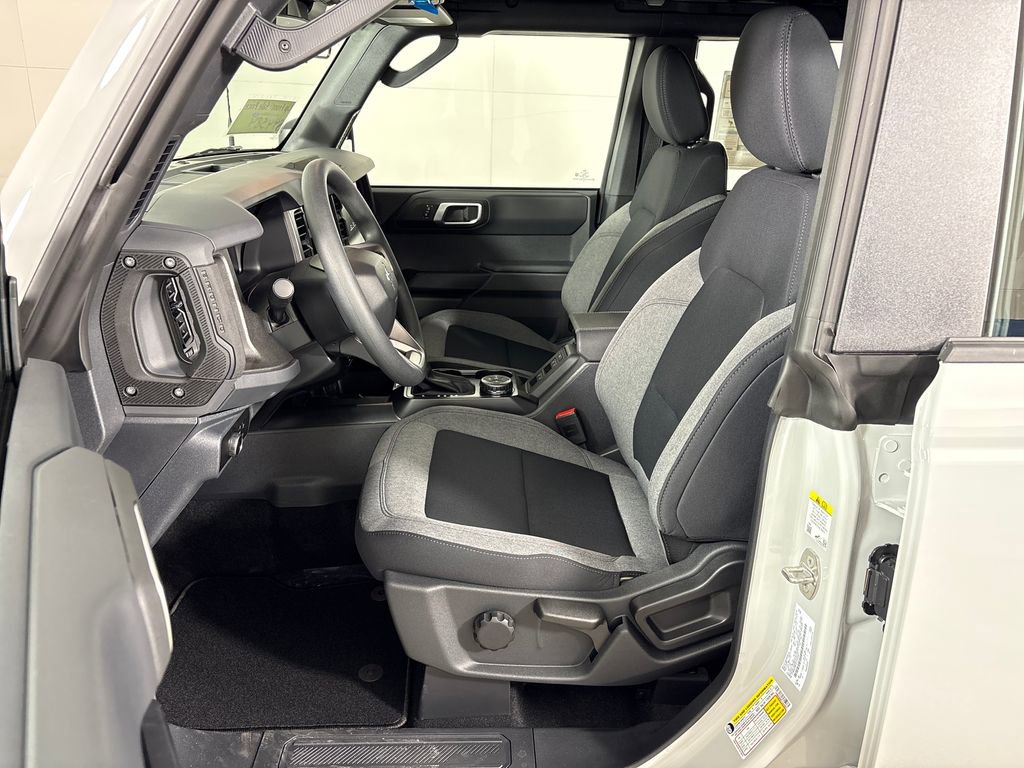 New 2026 Ford Bronco 4-Door AWD/4WD image 28