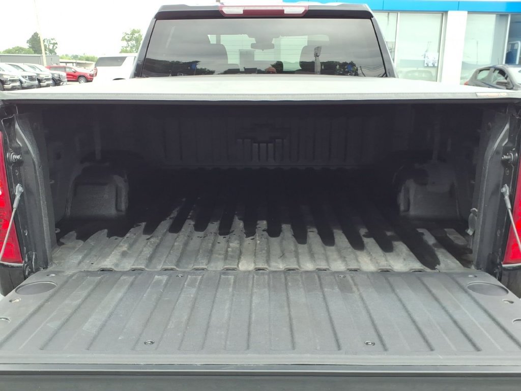 Used 2022 Chevrolet Silverado 1500 LT AWD/4WD image 15