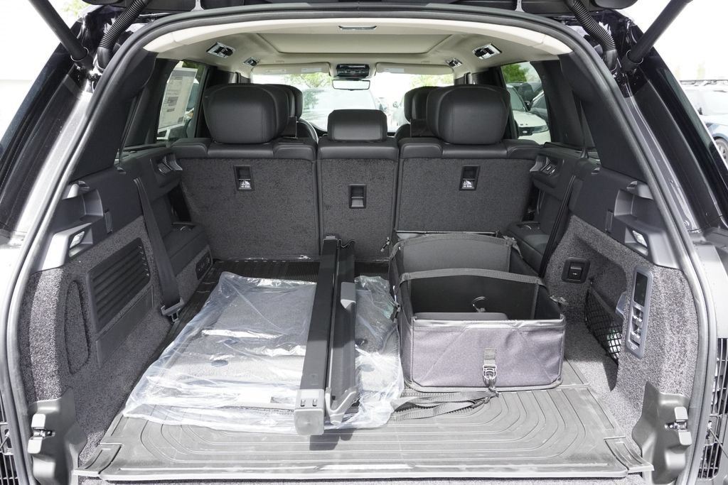 New 2026 Land Rover Range Rover Long Wheelbase Autobiography AWD/4WD image 31