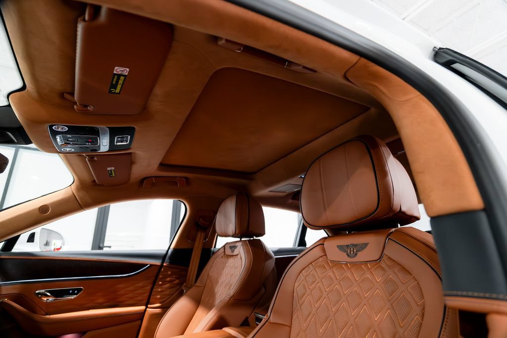Used 2023 Bentley Flying Spur W12 AWD/4WD image 47