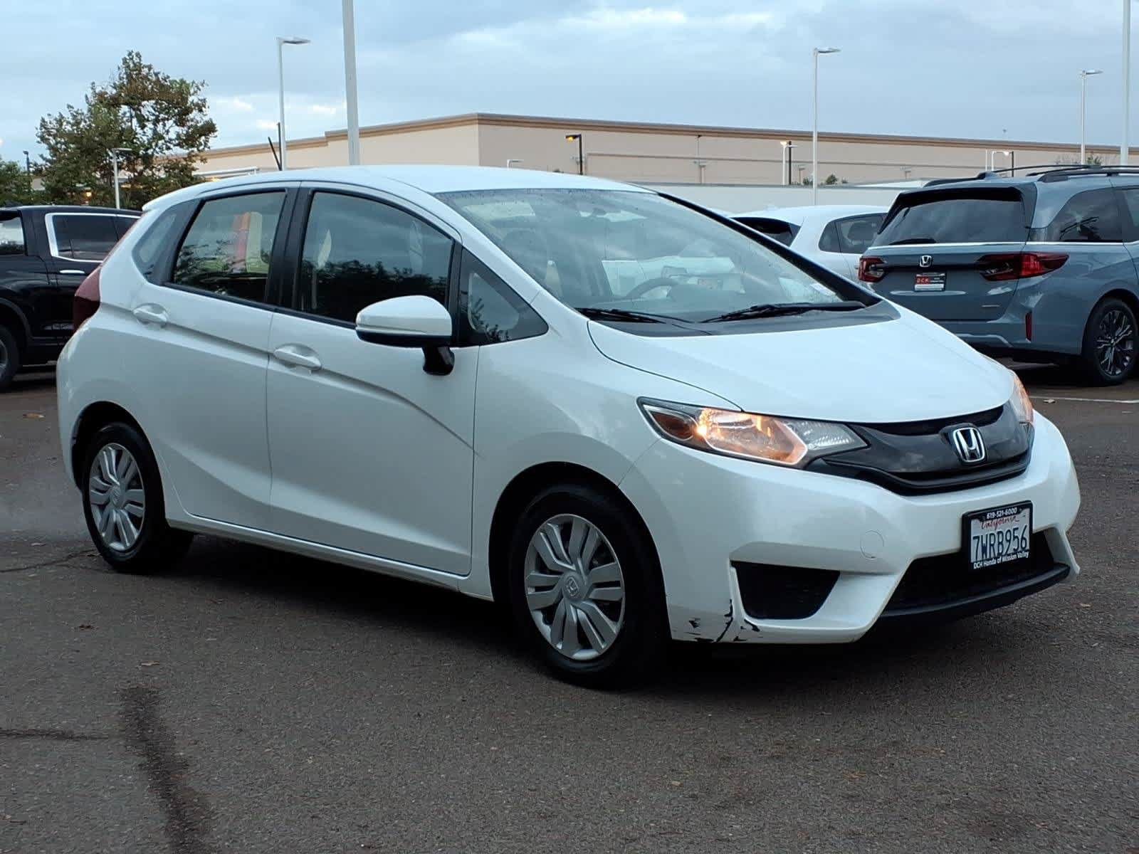 Used 2017 Honda Fit LX image 3