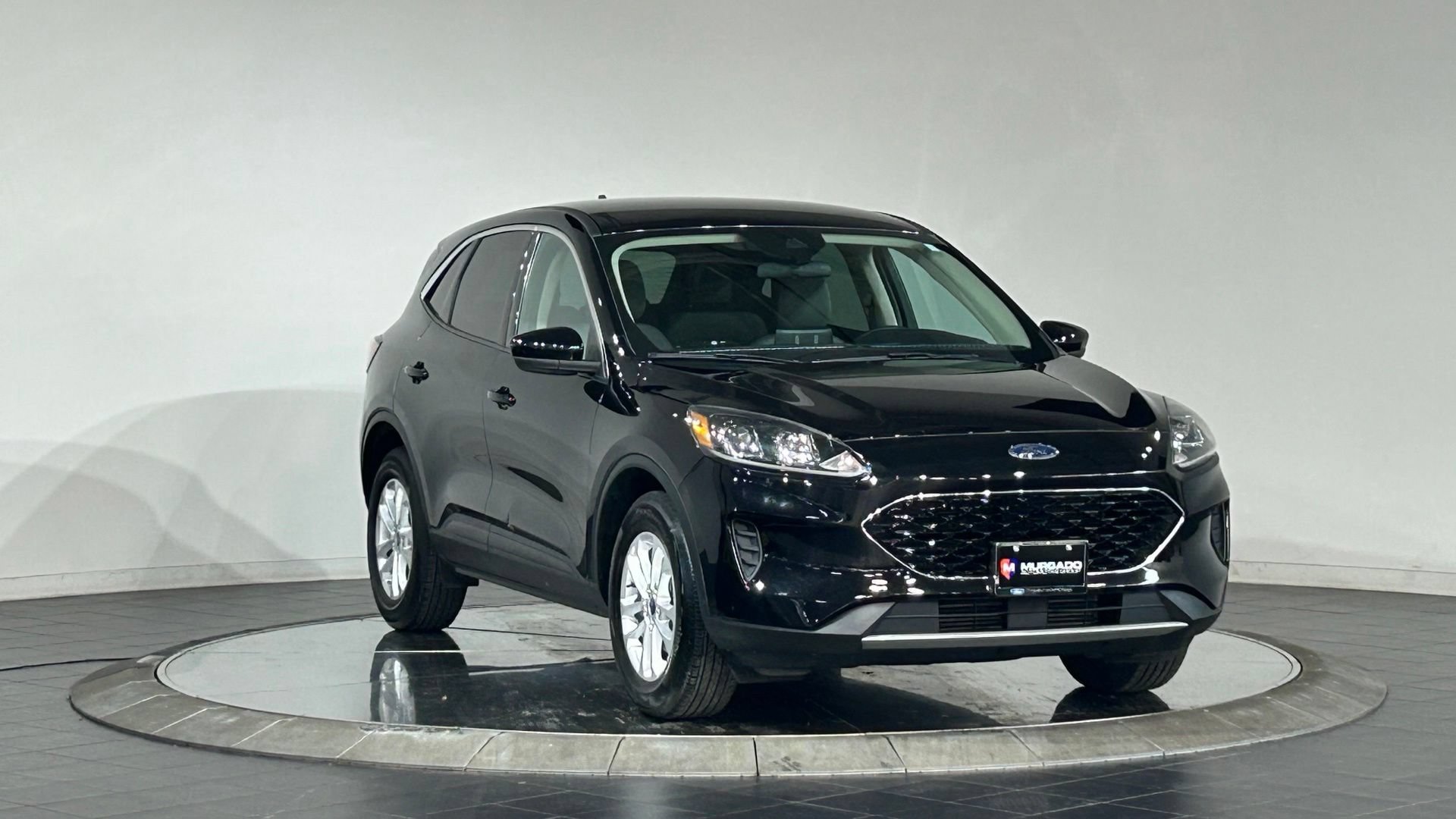 Used 2020 Ford Escape SE AWD/4WD image 2