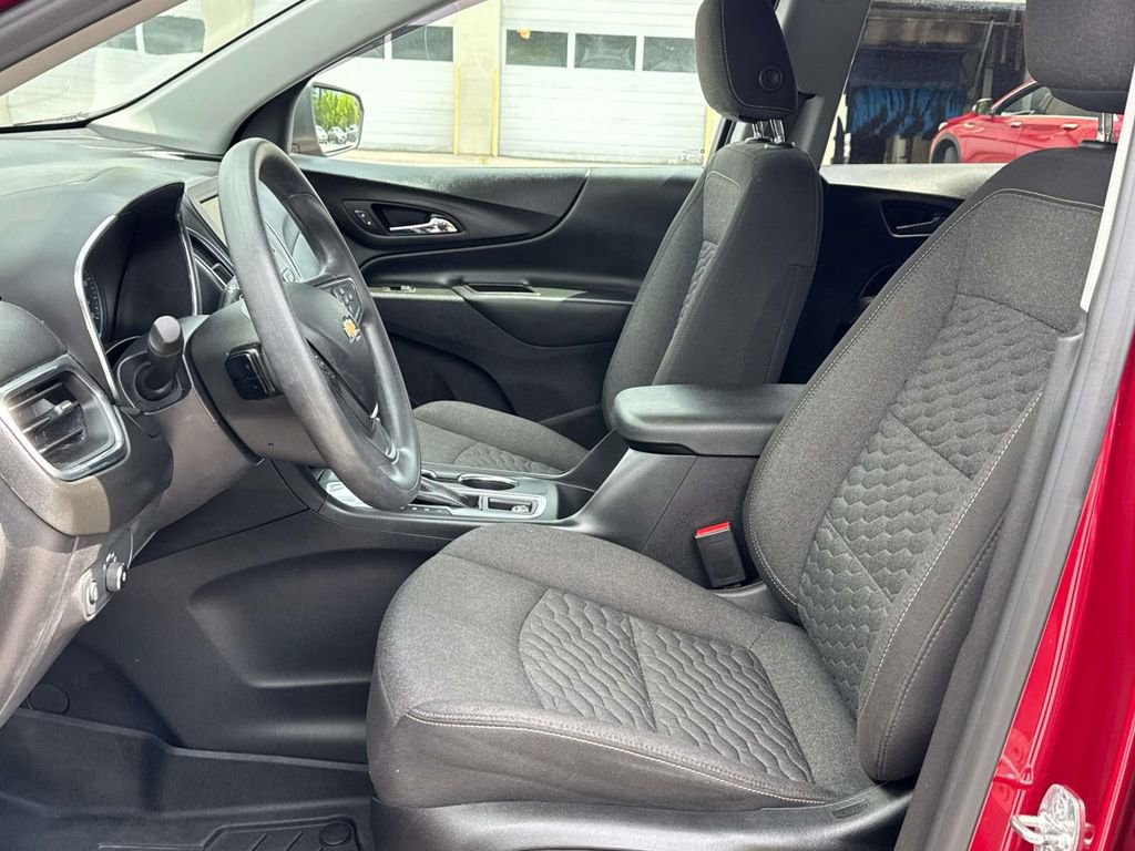 Used 2021 Chevrolet Equinox LT FWD image 19