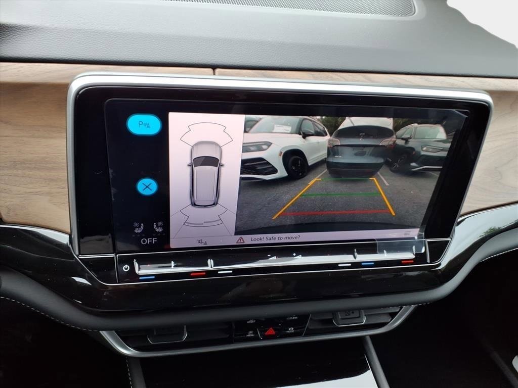 New 2026 Volkswagen Atlas SE image 17