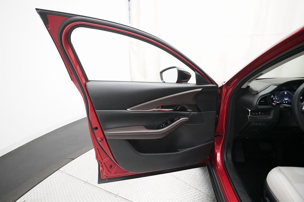 Certified 2025 MAZDA CX-30 2.5 Turbo w/ Premium Plus Pkg image 28