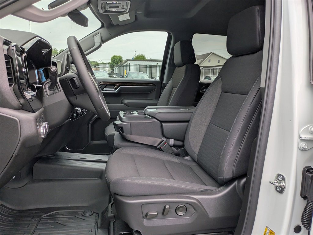 New 2025 GMC Sierra 1500 SLE w/ Preferred Package image 12