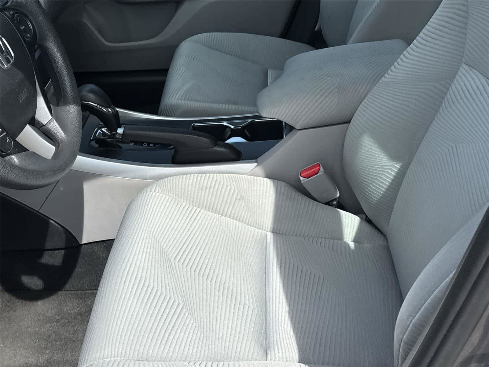 Used 2014 Honda Accord LX image 13