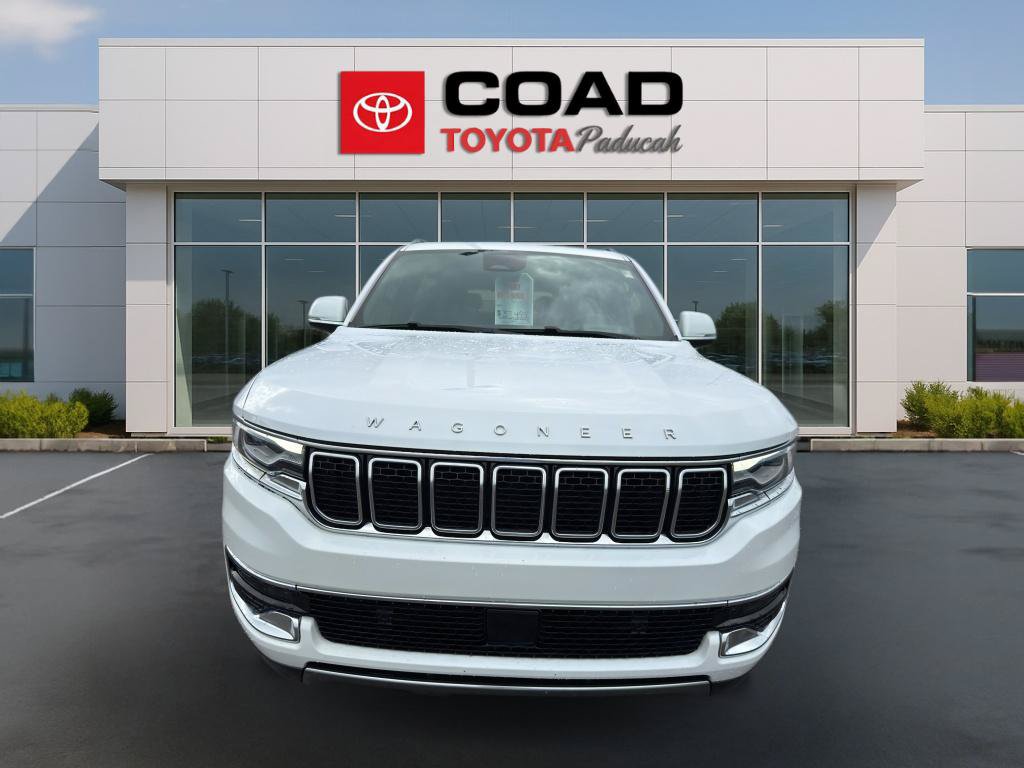 Used 2022 Jeep Wagoneer Series III w/ Premium Group I AWD/4WD image 8