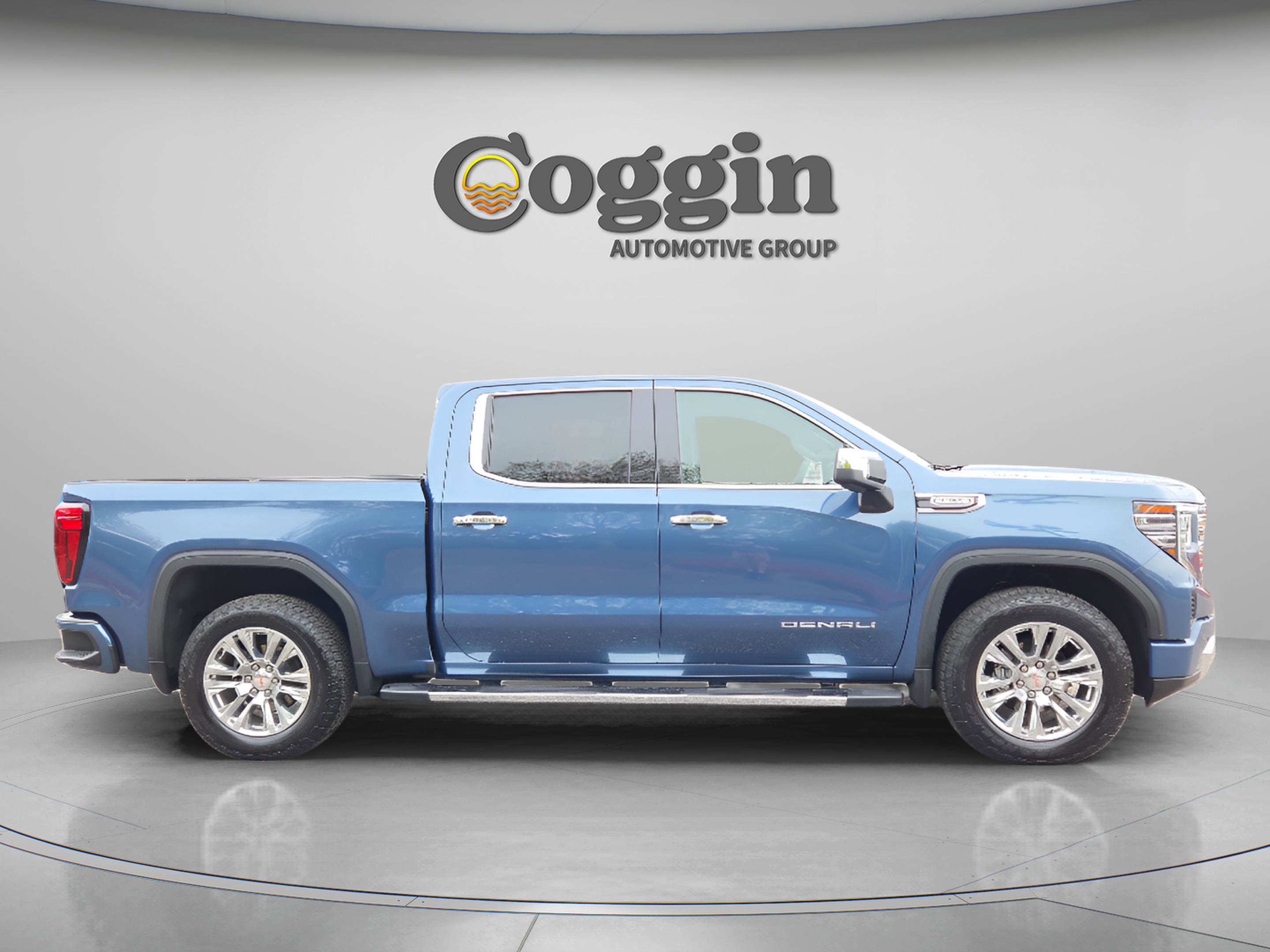 Certified 2025 GMC Sierra 1500 Denali image 6