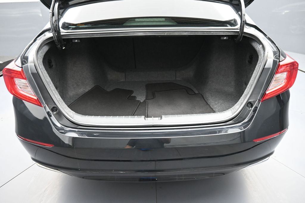 Used 2018 Honda Accord EX image 22