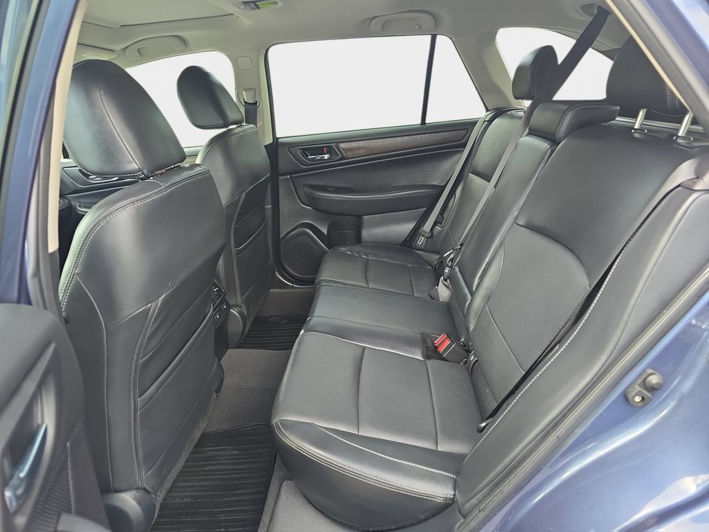 Used 2017 Subaru Outback 2.5i Limited AWD/4WD image 14