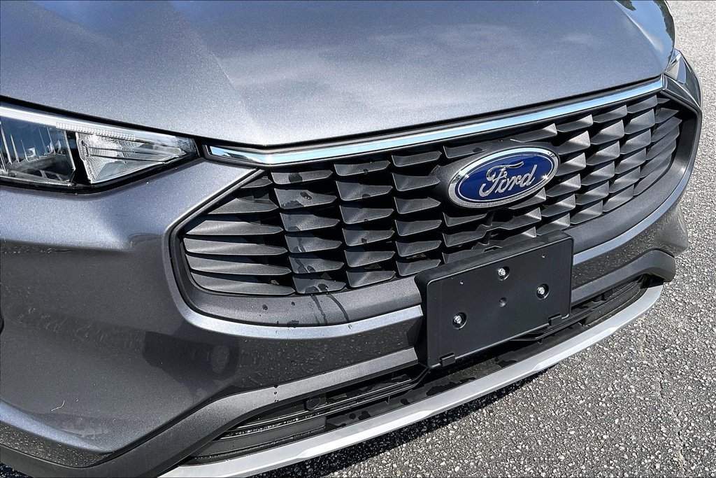 New 2026 Ford Escape Active w/ Tech Pack #1 AWD/4WD image 17