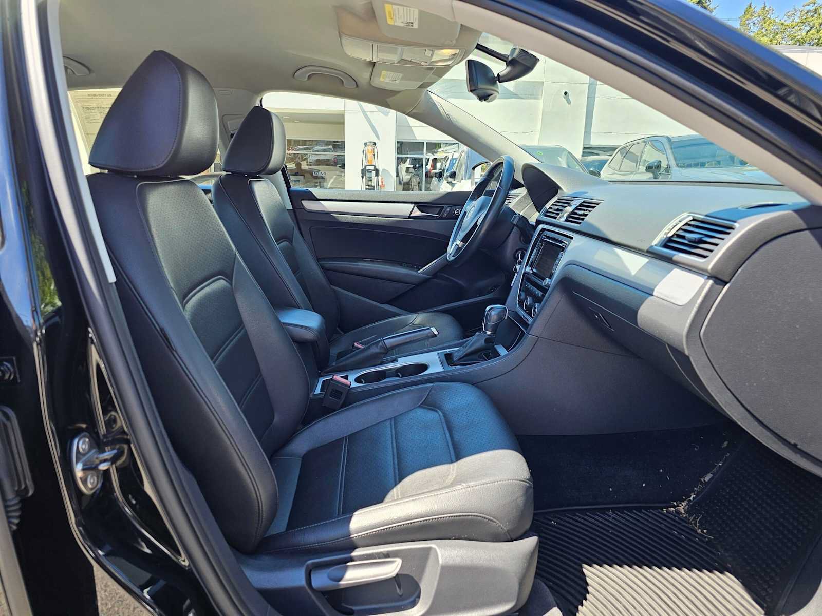 Used 2013 Volkswagen Passat 2.5 SE FWD image 10