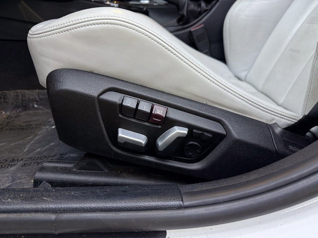Used 2016 BMW M3 RWD image 16
