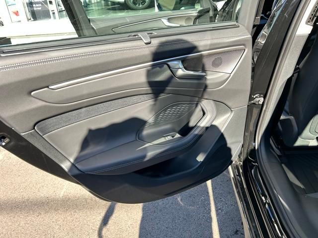 New 2026 Audi A6 Premium Plus image 11