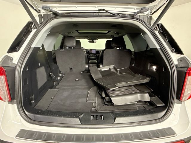 Used 2022 Ford Explorer Limited w/ Equipment Group 301A image 28