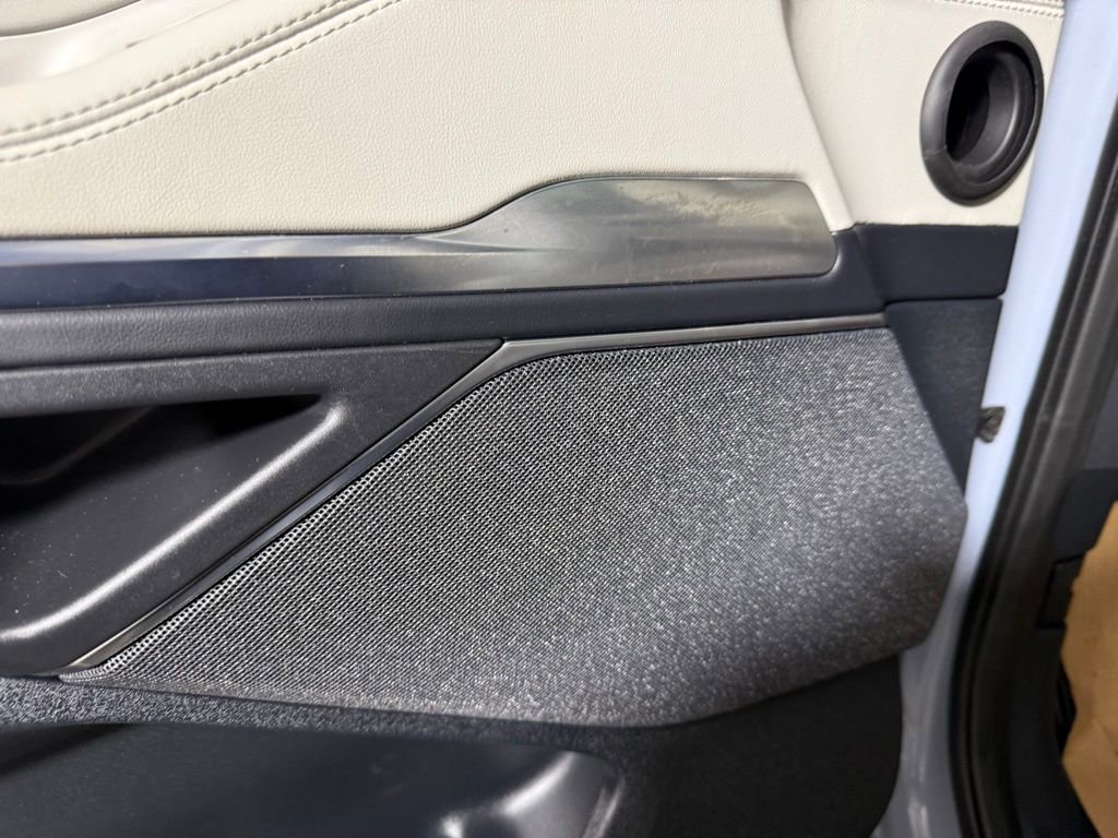 Certified 2025 Lincoln Navigator Reserve image 19