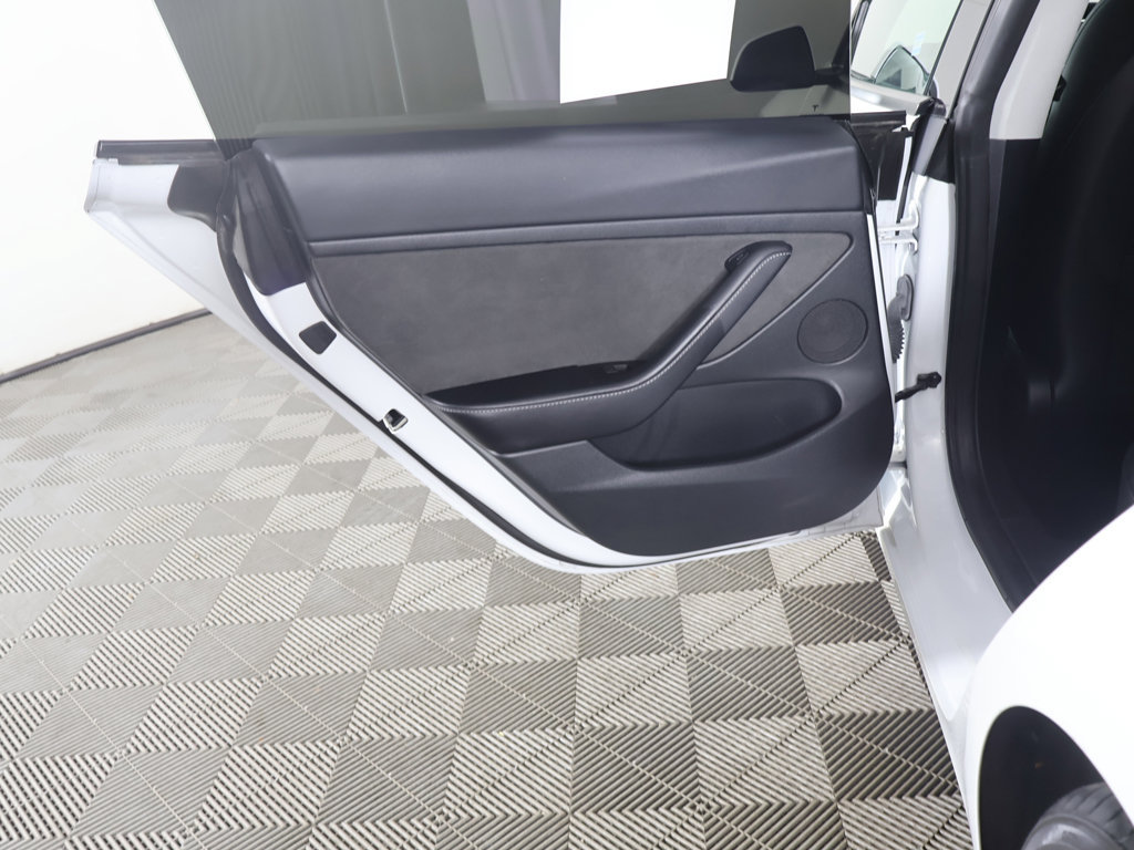 Used 2023 Tesla Model 3 Standard Range RWD image 28