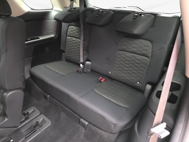 Used 2025 Nissan Pathfinder S FWD image 40