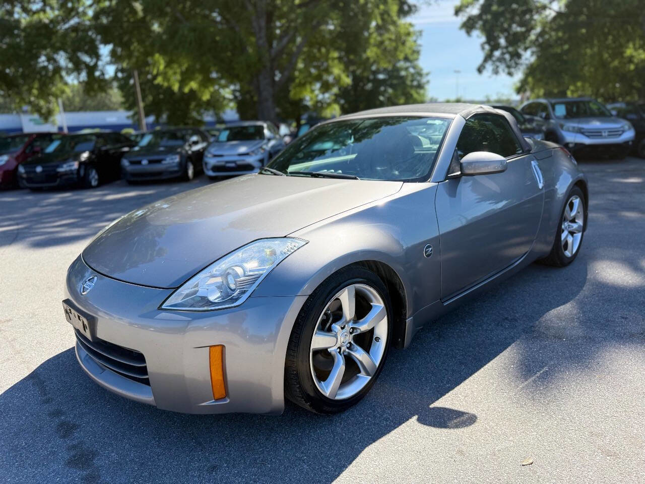 Used 2008 Nissan 350Z Touring RWD image 1