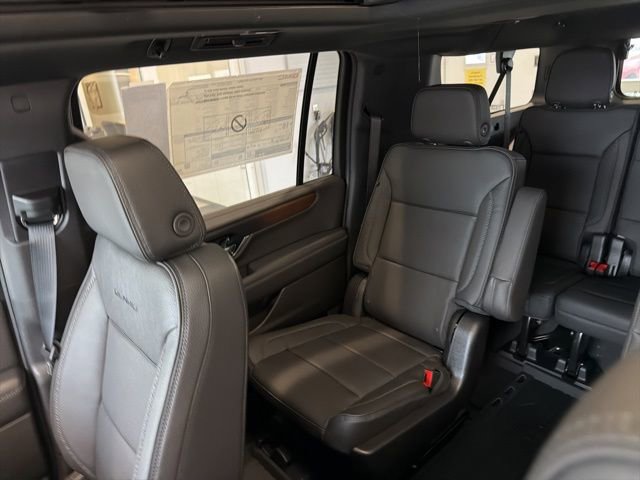 New 2026 GMC Yukon XL Denali w/ Sun & Power Step Package image 23