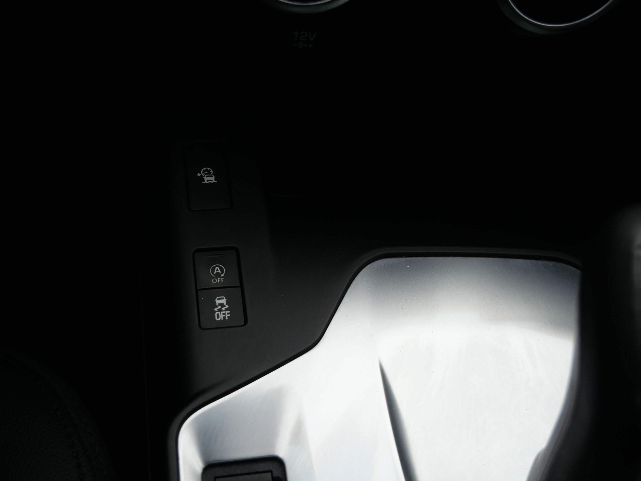 Used 2019 Jaguar E-PACE S image 30