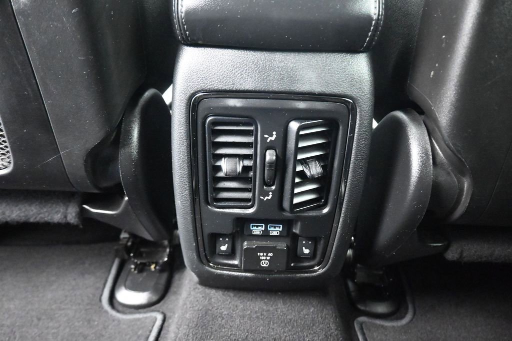 Used 2019 Dodge Durango R/T w/ Blacktop Package AWD/4WD image 34