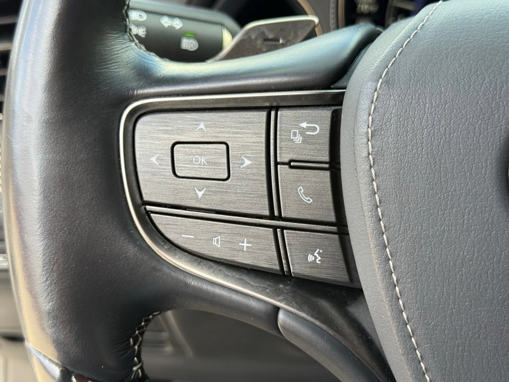 Used 2019 Lexus LS 500 w/ Luxury Package RWD image 24