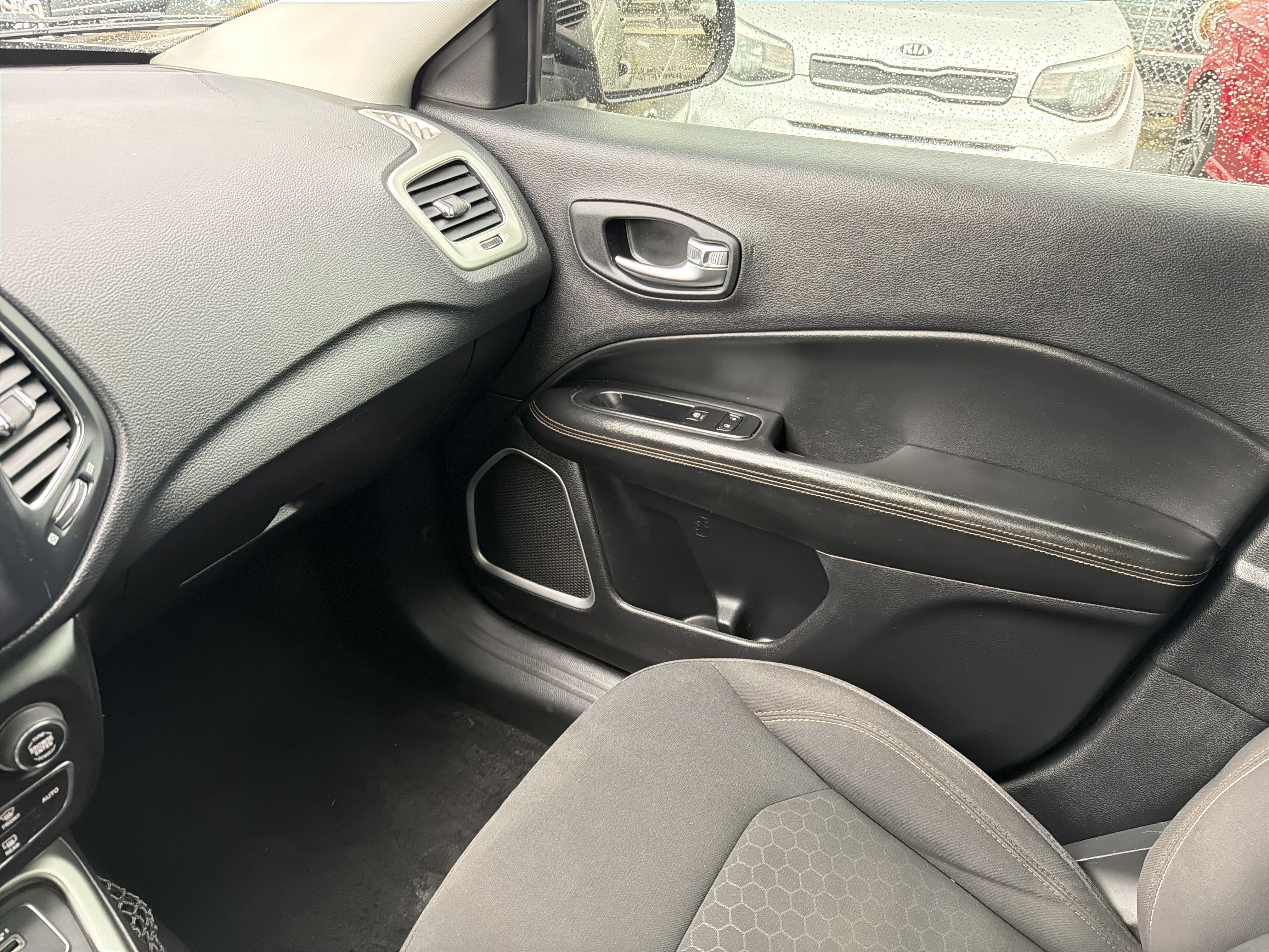 Used 2021 Jeep Compass Sport AWD/4WD image 25