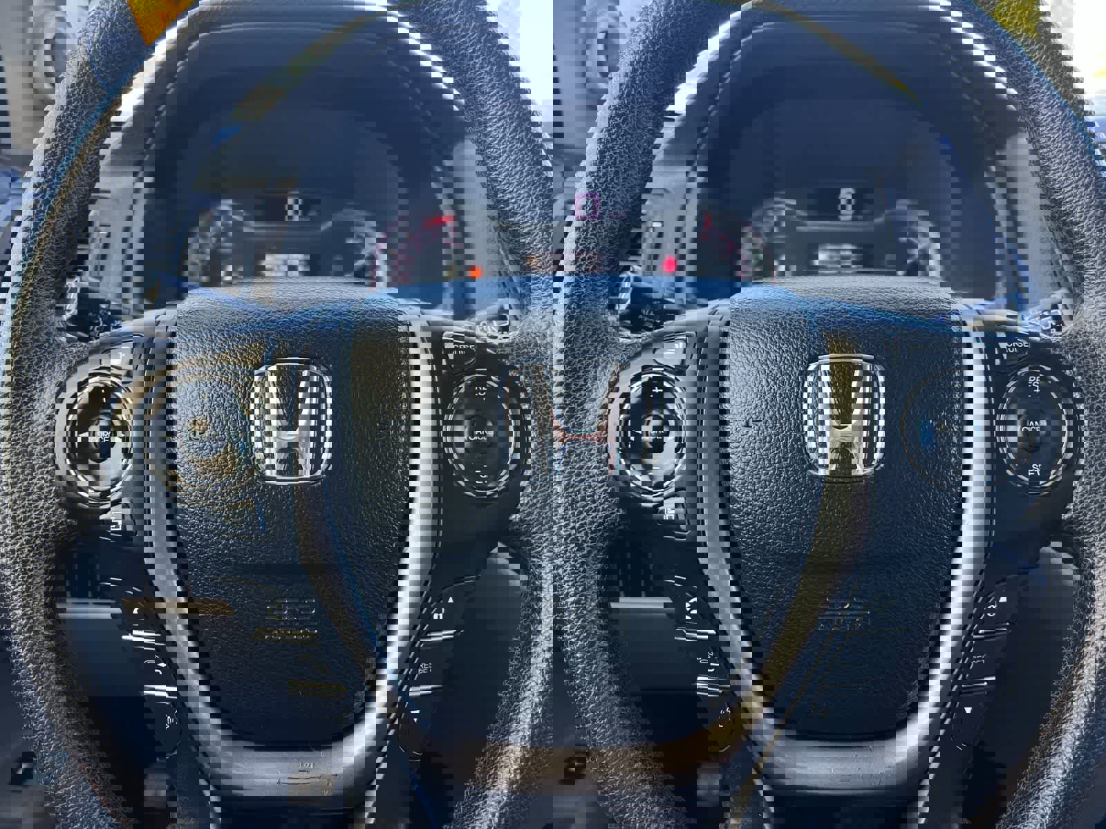 Used 2017 Honda Pilot EX image 24