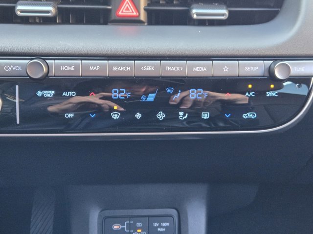 Certified 2025 Hyundai Ioniq 5 SEL image 18