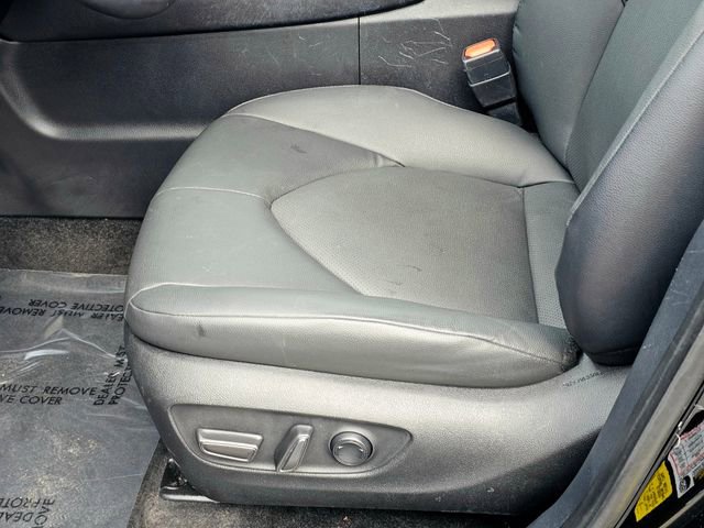 Used 2025 Toyota Grand Highlander AWD image 18