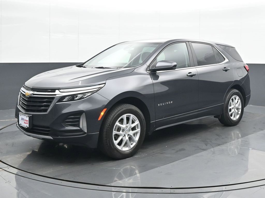 Used 2022 Chevrolet Equinox LT image 2