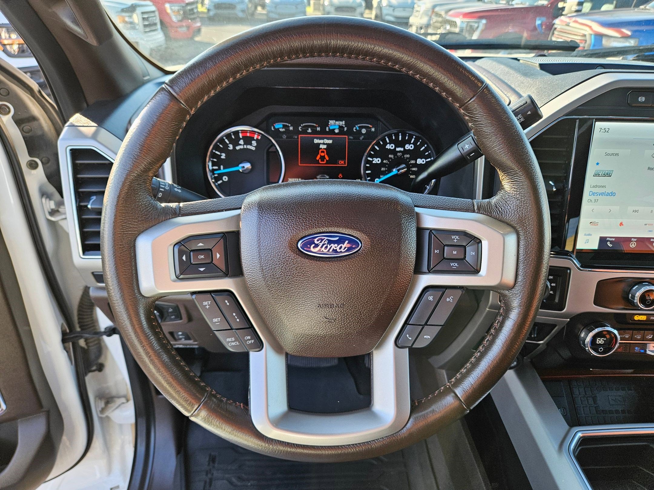 Used 2022 Ford F350 King Ranch w/ King Ranch Ultimate Package AWD/4WD image 20
