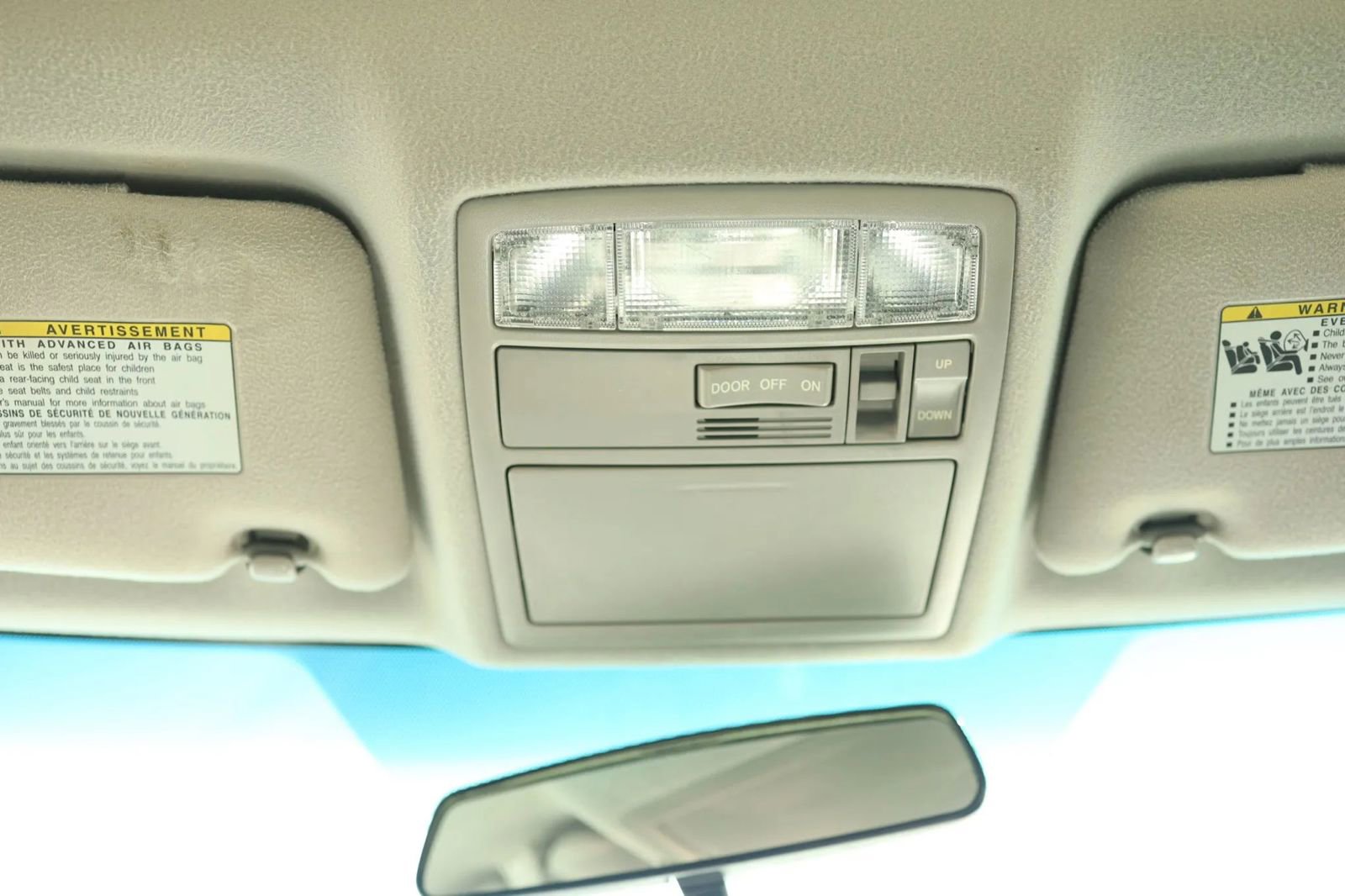 Used 2011 Toyota Camry SE image 30