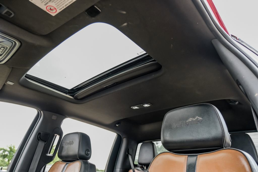 Used 2021 Chevrolet Silverado 3500 High Country AWD/4WD image 21