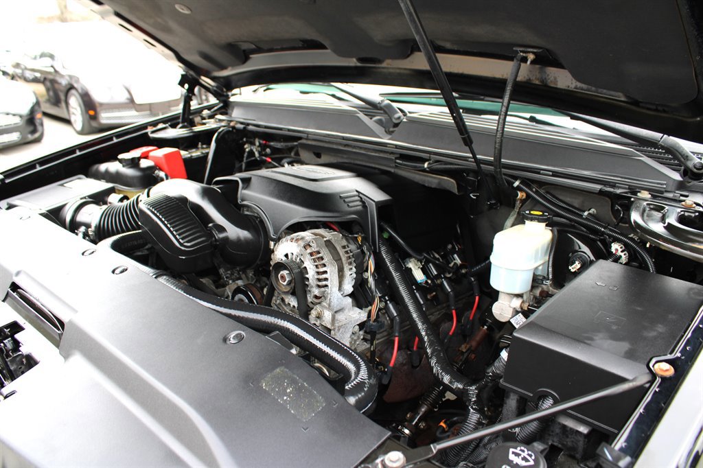 Used 2007 Cadillac Escalade EXT w/ Information Package image 46