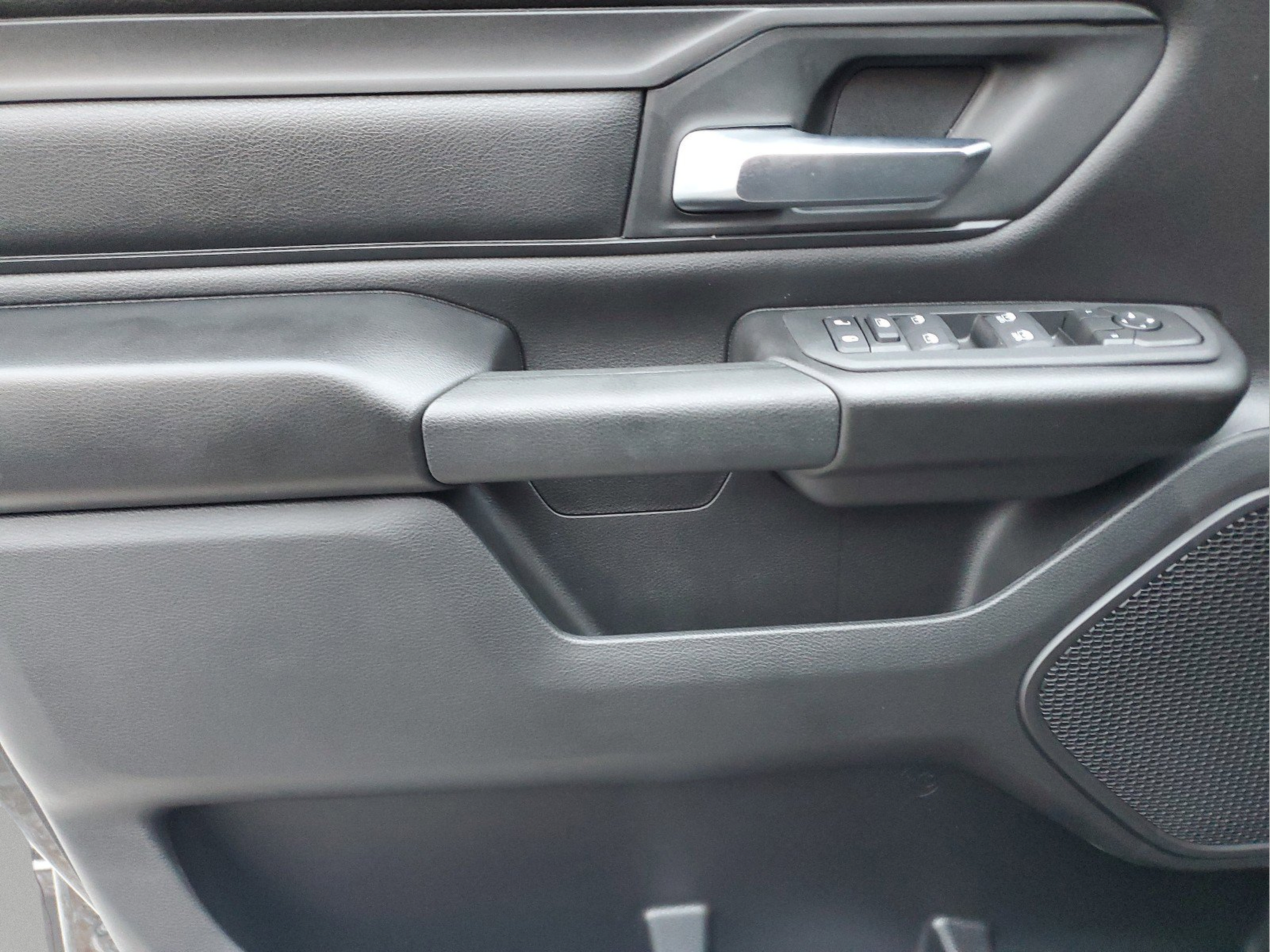 Certified 2026 RAM 1500 Express AWD/4WD image 12