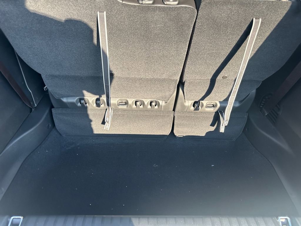New 2026 Chrysler Pacifica Select image 17