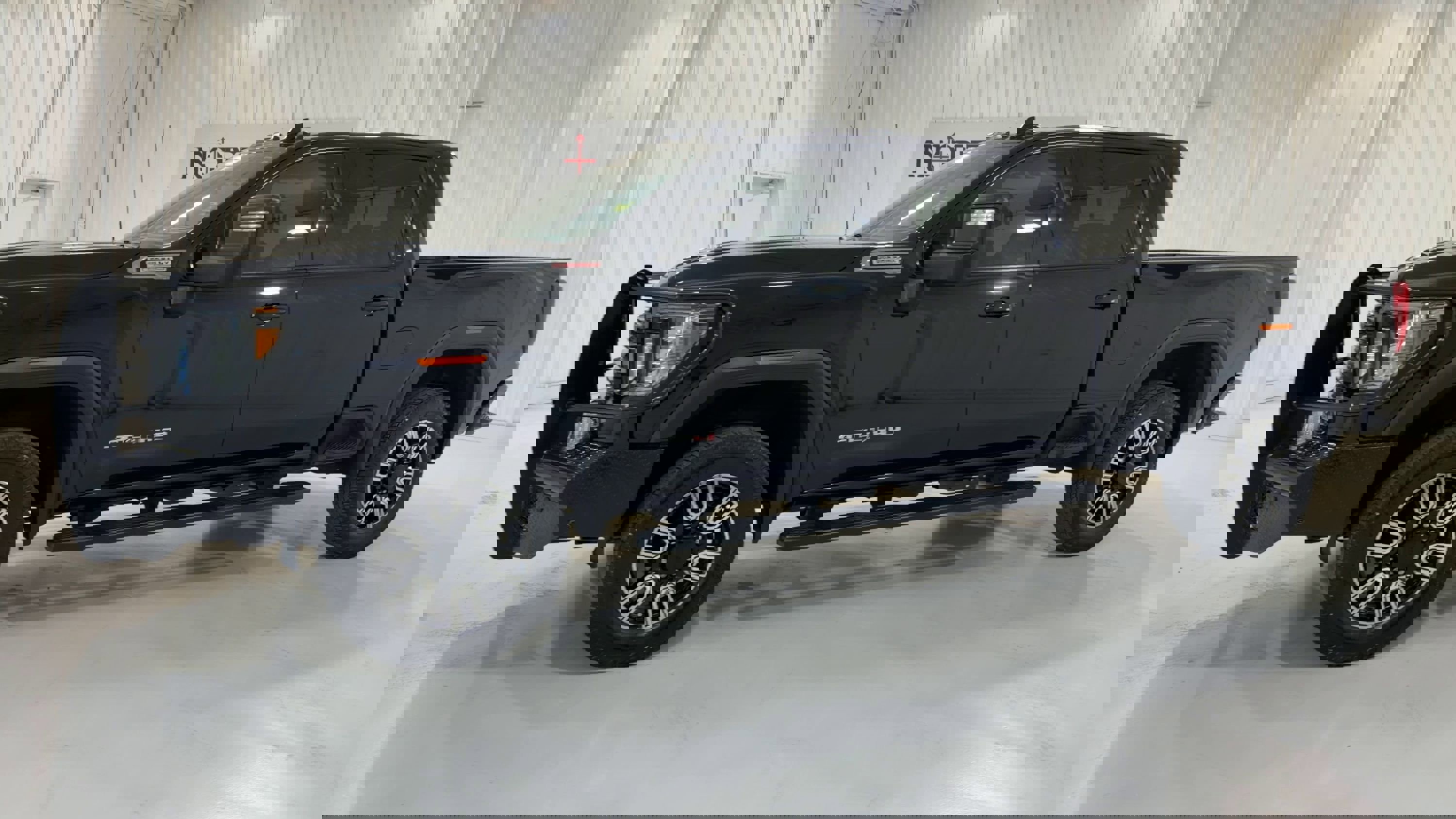 Used 2020 GMC Sierra 2500 AT4 w/ AT4 Premium Package image 6