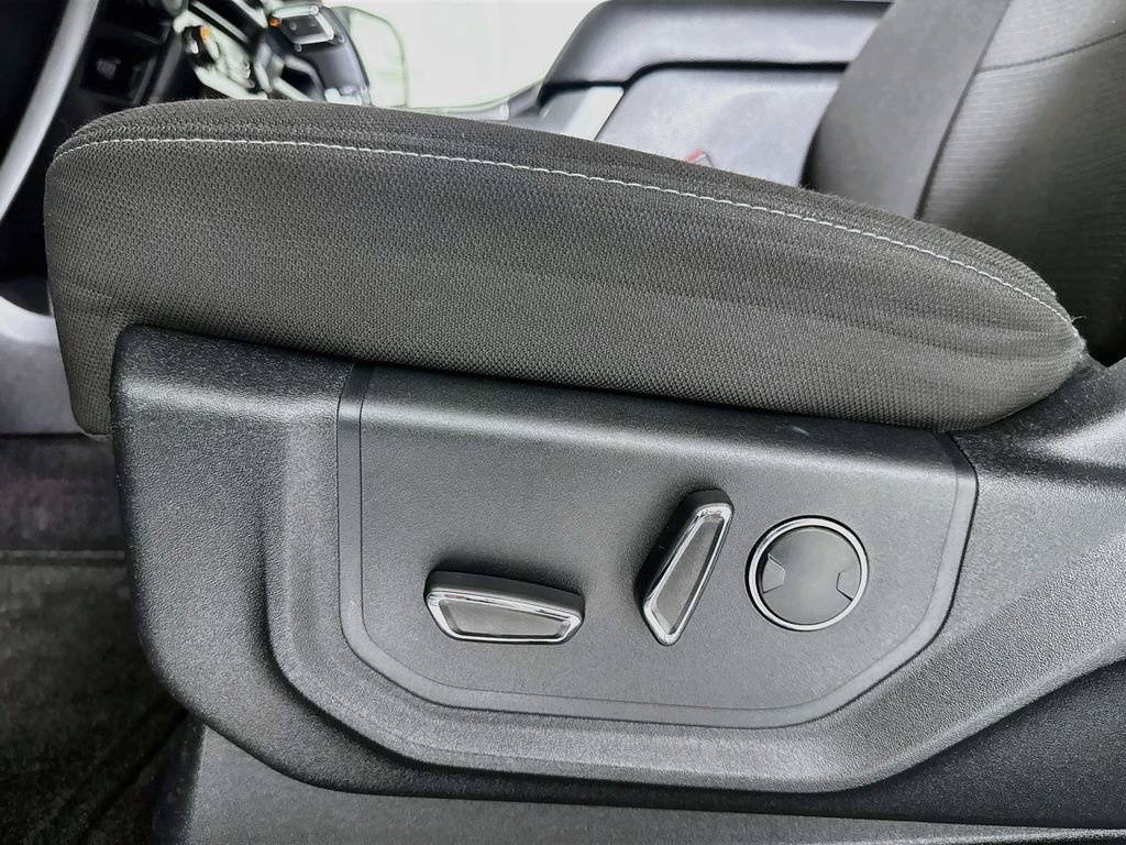 Used 2017 Ford F150 XLT w/ Equipment Group 302A Luxury AWD/4WD image 20